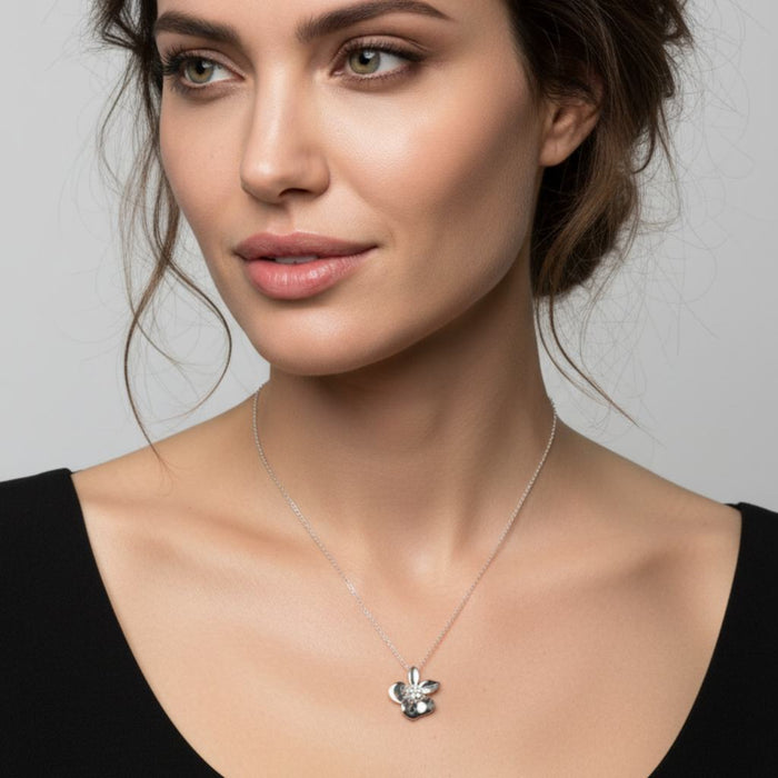Ogrlica Cvet sa Cirkonima - Srebro 925
