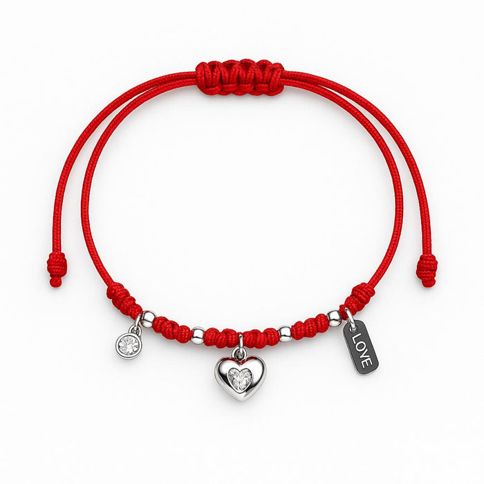Crvena konac narukvica sa srcem i natpisom "LOVE"