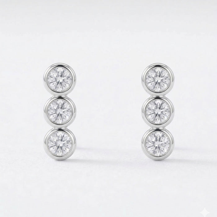 Srebrne ubodne minđuše Triple Sparkle - Srebro 925